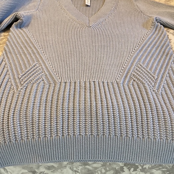 Athleta V-Neck Sweater - Picture 8 of 10